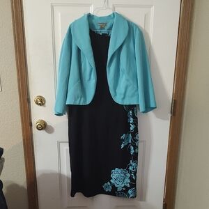 Elegant Black and Blue Floral Maxi Dress